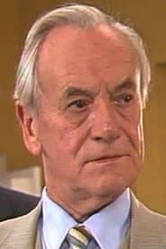 Bendt Rothe as Gustav Kanning