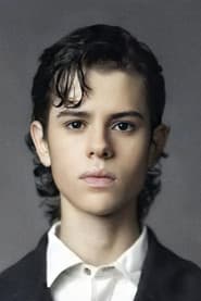 Guilherme Cabral as Felipe / Phil