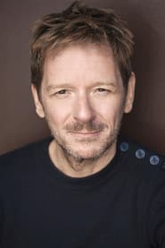 Dimitri Rataud as Perez