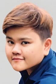 Mutthana Jaiyen as Olé