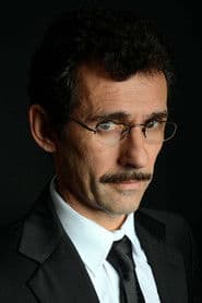 Marcelo Serre as José