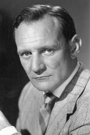 Trevor Howard as Lt. Cmdr Hugh Alginon Fraser