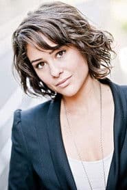 Faye Smythe as Karen