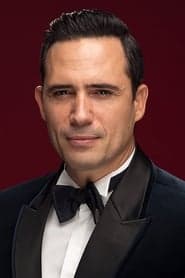 Dhafer L'Abidine as 1st Egyptian (as Dhaffer Labidine)