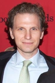 Sebastian Arcelus as Frank Reynolds