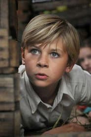 Marcin Walewski as Marek