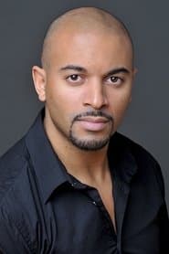 André Bédard as Mall Cop