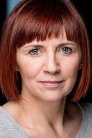 Rebecca Manley as Michelle 'Shelly' Fenton