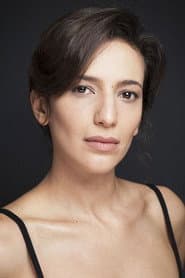 Nihal Yalçın as Emine