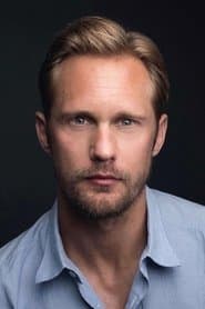 Alexander Skarsgård as Commander Stone Hopper