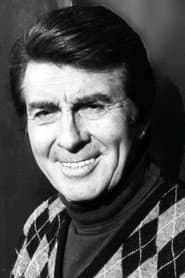 Antonio Prieto as Dr. Ortiz Tirado