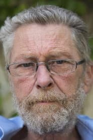 Jan Edgar Fjell as Edgar