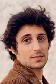 Jeremy Lewin as Maître Francis Chouraqui