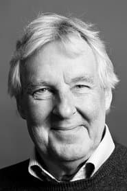 Lars Amble as Chief Editor