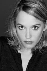 Solène Bouton as Sophie