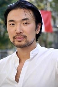 Shi Yang as Head Lama