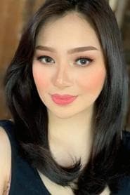 Cara Gonzales as Dianne