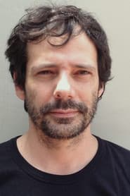 Sílvio Restiffe as Professor Joubert