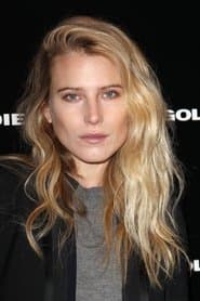 Dree Hemingway as Nadine