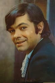 Valentín Trujillo as Perro