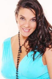 Claudia Ríos as Josefina