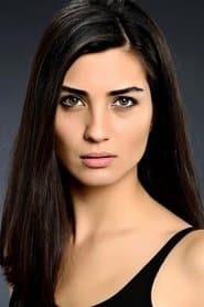 Tuba Büyüküstün as Ahra