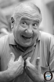 Alfredo Landa as Paco, El Bajo