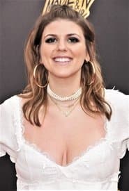 Molly Tarlov as Sophie Aster