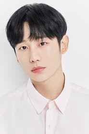 Jung Hae-in as Park Sun-woo