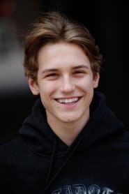 Nevio Wendt as Peter Shaw