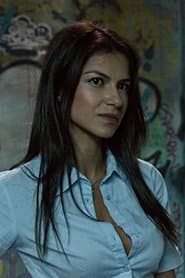 Catalina Denis as Louise