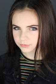 Eden Harper as Young Bella