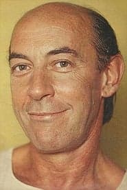 Raul Cortez as Joaquim Naves