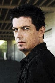 Manu Intiraymi as John