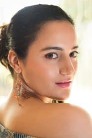 Raviza Chauhan as Lata