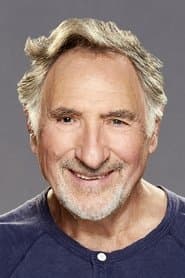 Judd Hirsch as Self