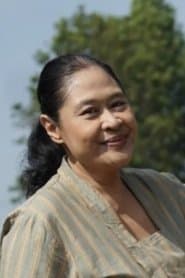 Ivonne Dahler as Mbok Sum