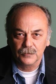 Sait Genay as Yaşlı Adam