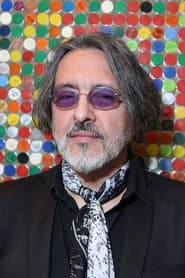 Esteban Prol as Larva