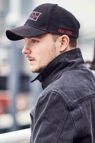 Toby Kearton as British Soldier