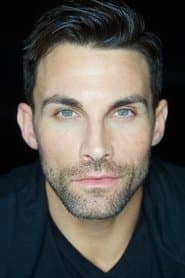 Erik Fellows as Officer Jones