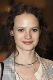 Jana McKinnon as Jeanne