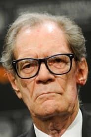 Alejandro Sieveking as Father Ramírez