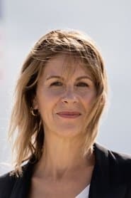 Florence Viala as La mère de Suzanne