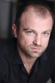 Jean-Michel Portal as Simon Lacaze