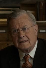 Richard Blackburn as Robert