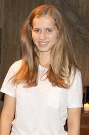 Marii Weichsler as Ida