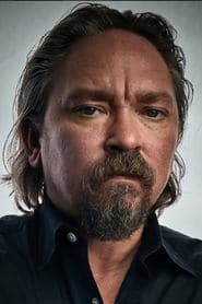 James Jordan as 'Shitty' Carl