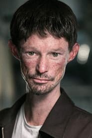 Darren Kent as Pete