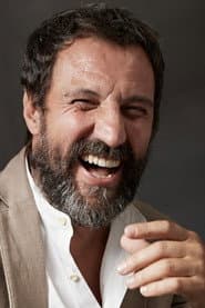 Walter Leonardi as Herbert Gusperti